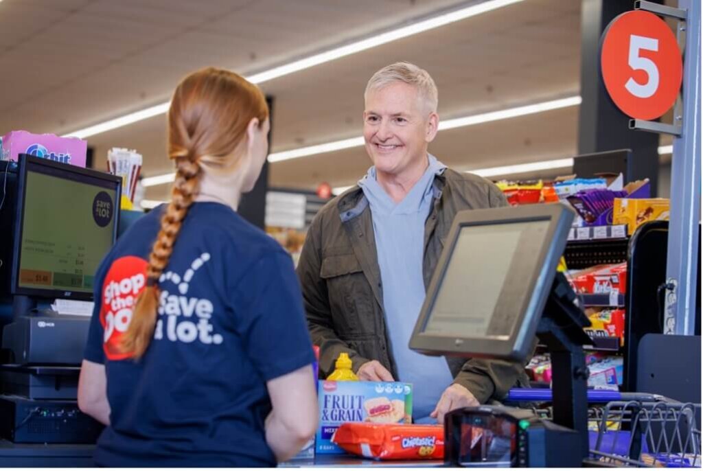The Save A Lot licensing model supports local leadership.