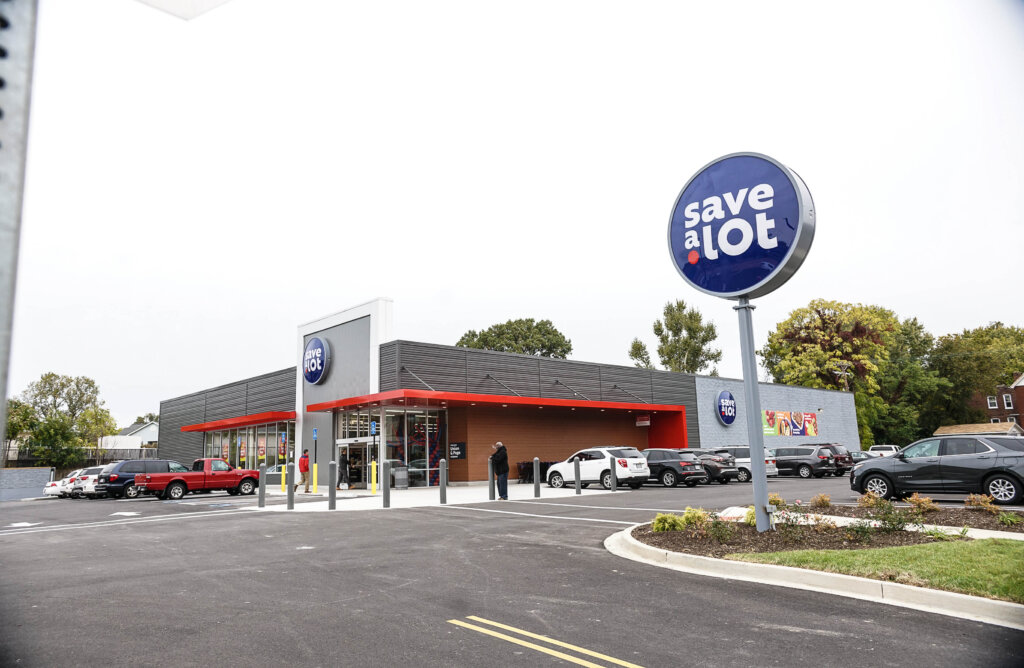 Save A Lot Real Estate Team supports Retail Partner growth.